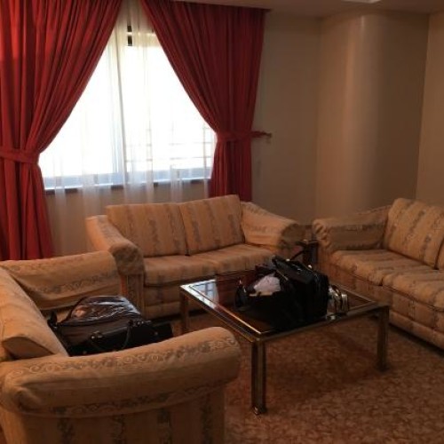 Tabriz El-Goli Pars Hotel